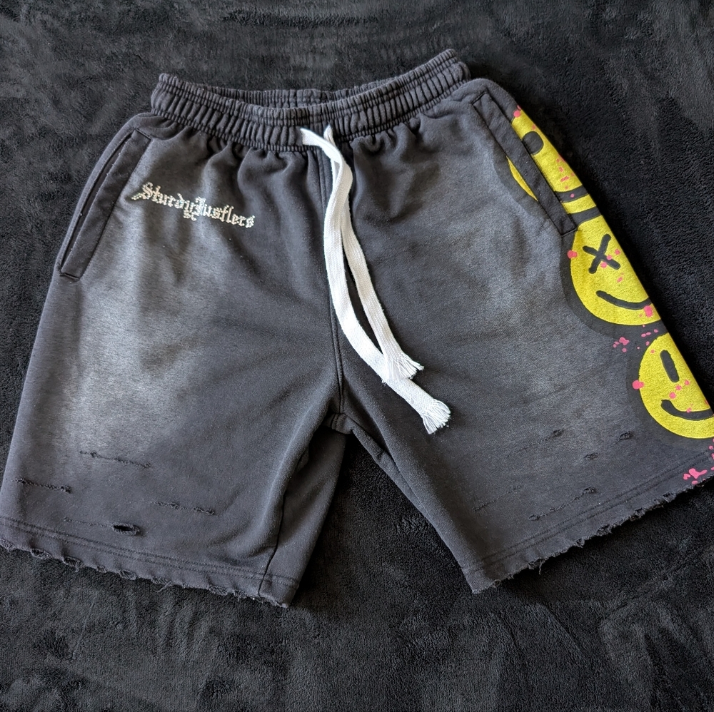 Sturdy Hustlers ALLHUSTLENOLUCK Distressed Rhinestone Smiley Shorts XXL Street image 4